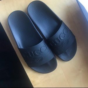 Gucci slides size 37